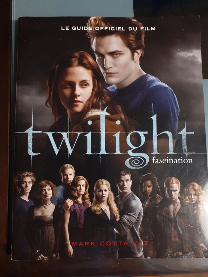 Twilight fascination- le guide officiel du film