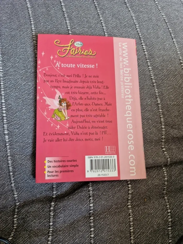 Livre " Fairies, le monde secret de Clochette " - photo numéro 2