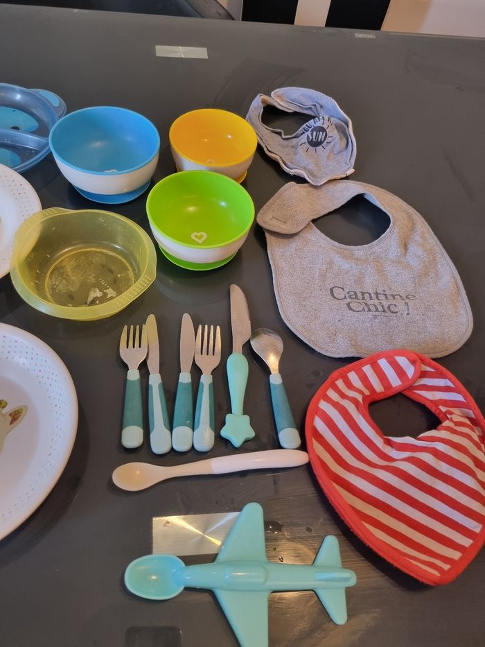 Lot vaisselle repas bébé bon etat - photo numéro 3
