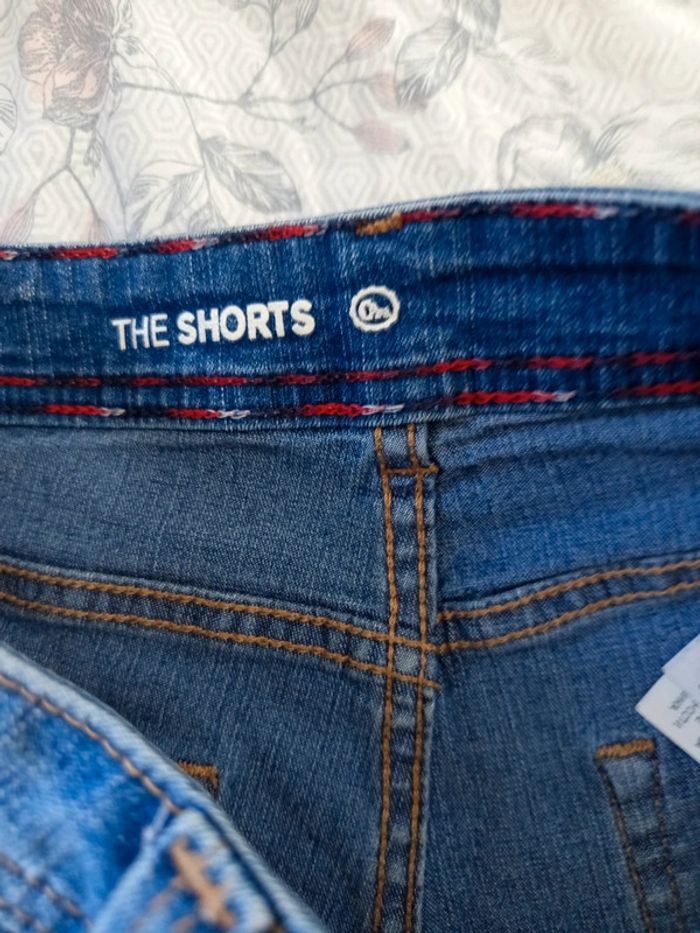 Short jean bleu C&A 36 - photo numéro 3