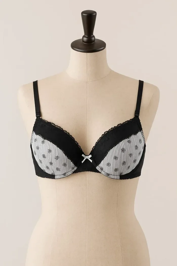Soutien-Gorge noir blanc motif fleur Passionata Taille 85 D - photo numéro 2