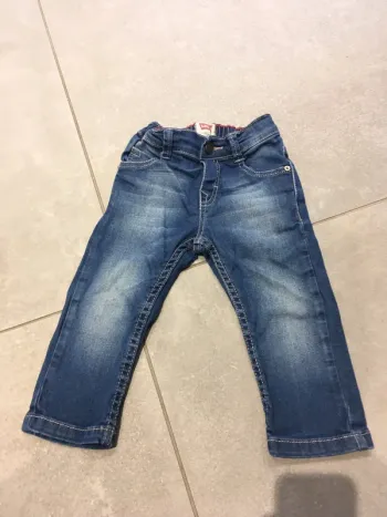 Jean levis fille 12 mois