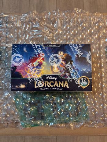 Display 24 Boosters Lorcana - Lueurs dans les Profondeurs