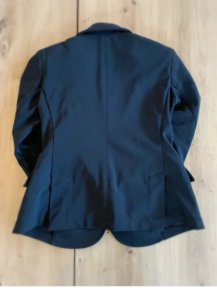 Veste de concours Cavalleria Toscana – Noir avec liseret rouge – Taille 10 ans - photo numéro 2