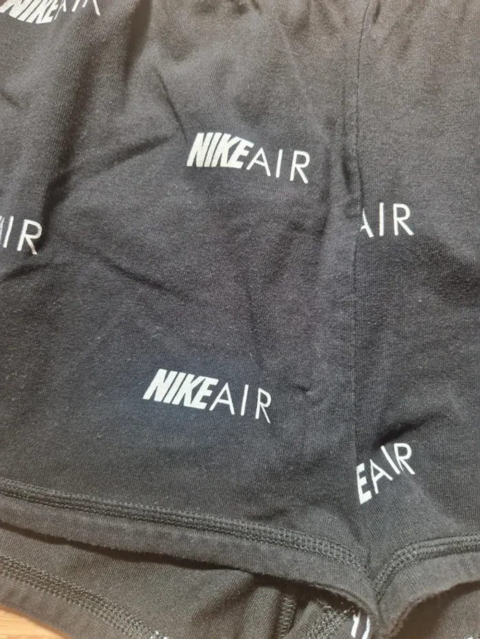 Short nike S - photo numéro 2