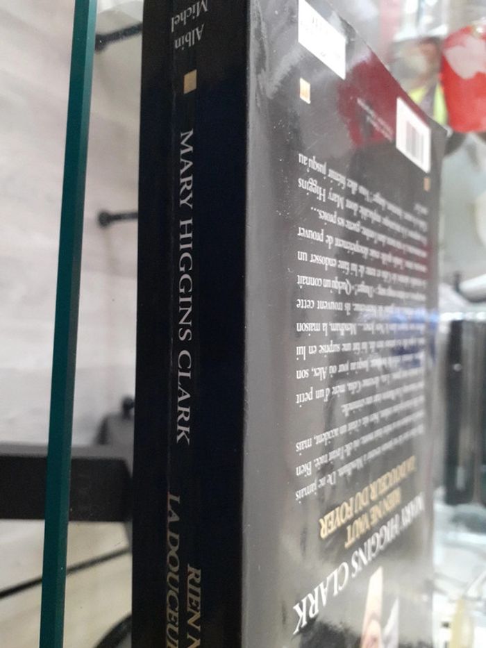 Livre roman - photo numéro 6