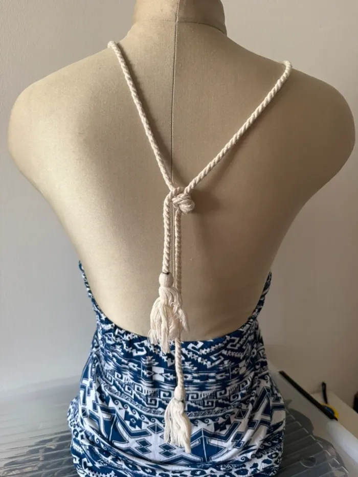 Top cache-cœur ethnique dos nu avec liens tressés et pompons - Taille S - photo numéro 2