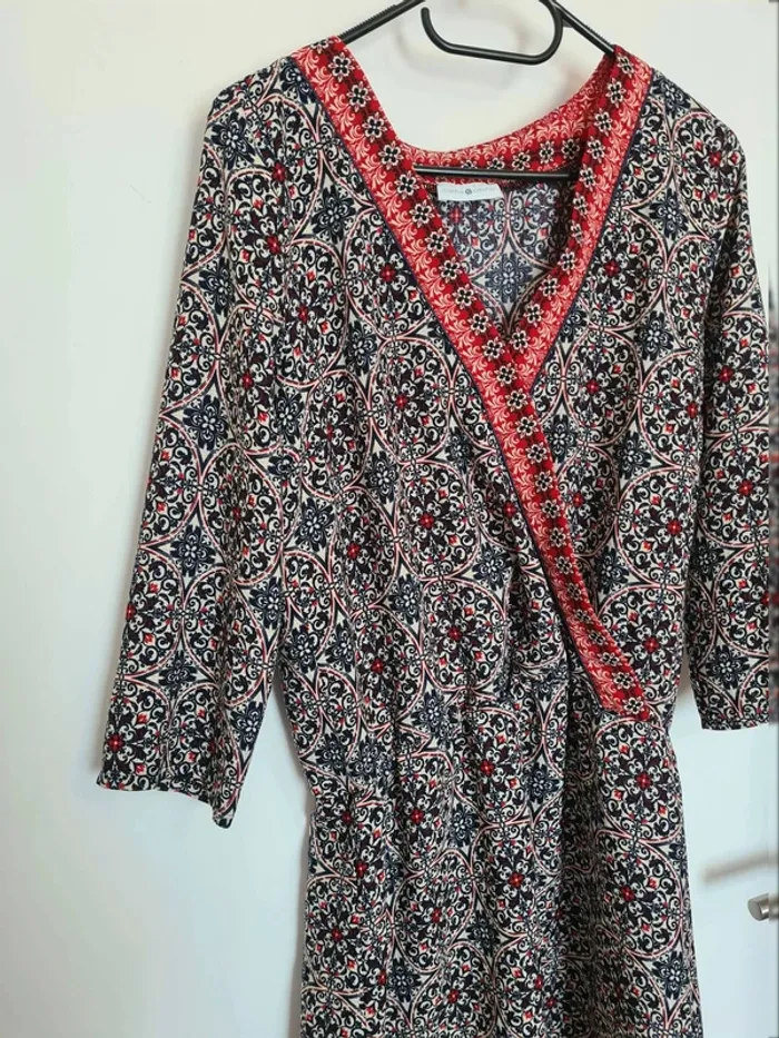 Robe cache cache style cache coeur taille 38 - photo numéro 2