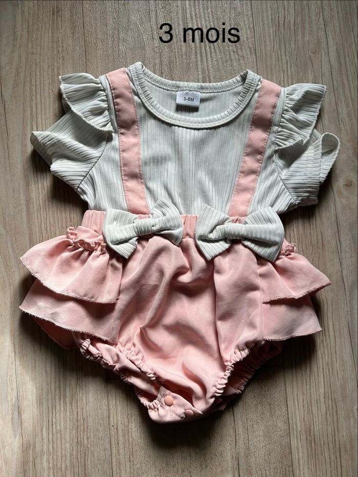 Lot de vêtements fille