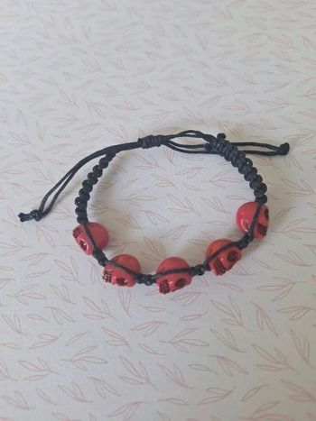 Bracelet  tête de mort neuf