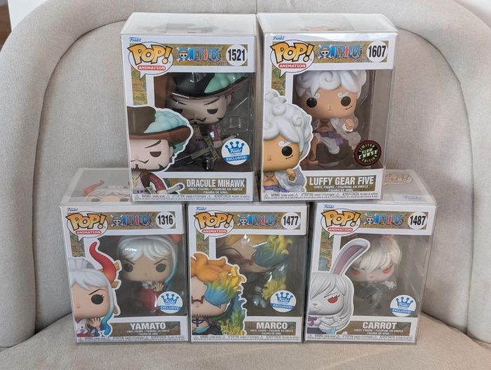 Lot de 5 Funko Pop One Piece sous protection
