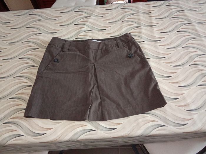 Jupe marron avec fine rayures esprit taille 44