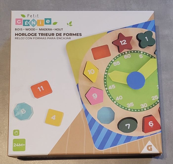 Horloge trieur de formes