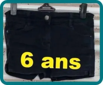 Short bleu  marine  Kiabi  Taille  6  ans