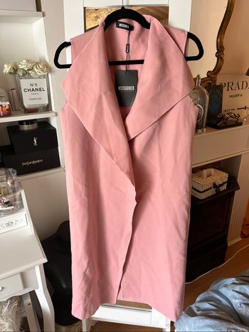 Veste sans manche rose en feutre doux Missguided T.36 neuve 🌸