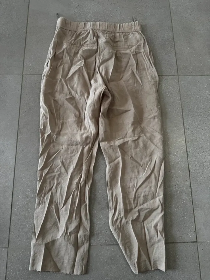 Pantalon beige Zara, taille S, très bon état, 36x90cm - photo numéro 4