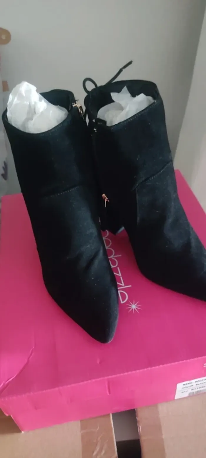 Shoedazzle bottines talons en velours taille 39 - photo numéro 9