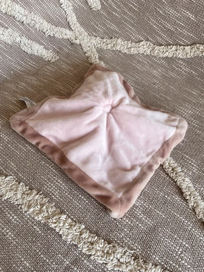 Peluche doudou plat 23cm nicotoy ours marron et rose très bon état - photo numéro 3