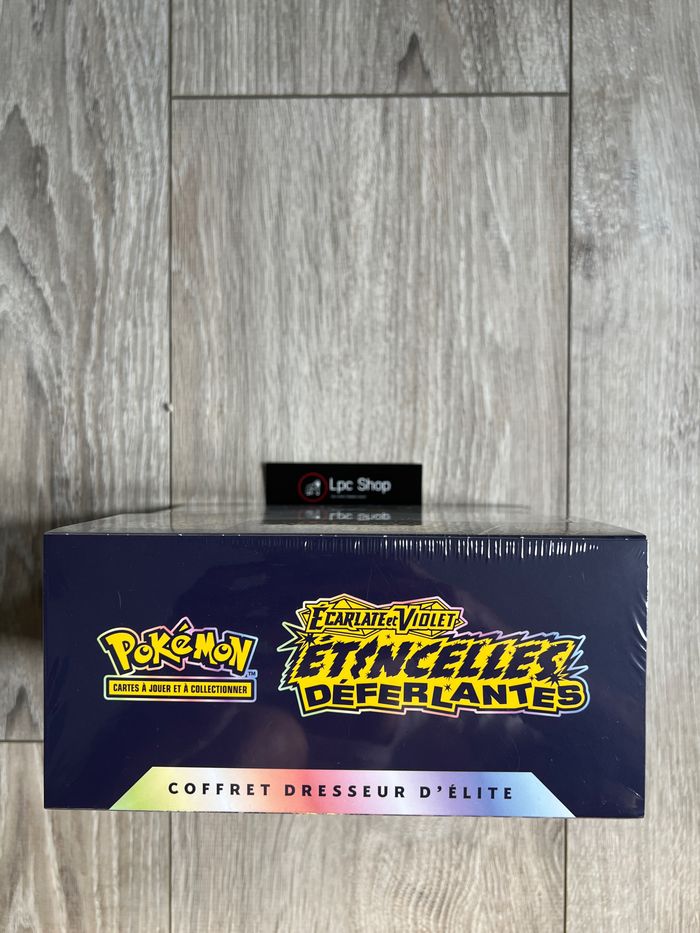 POKÉMON - COFFRET ETB - ETINCELLES DÉFERLANTES - EV08 - FR NEUF DÉFAUT SCELLAGE - photo numéro 2