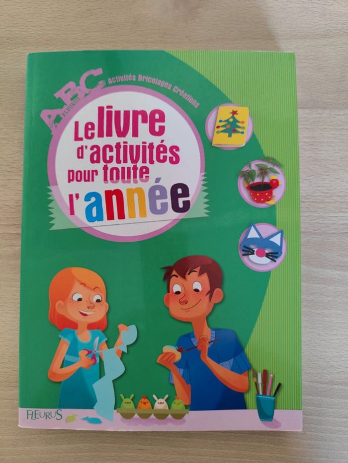 Le livre d'activités pour toute l'année