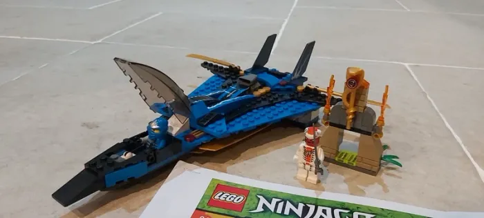 LEGO Ninjago Tempête Fighter Jay 9442 - photo numéro 5