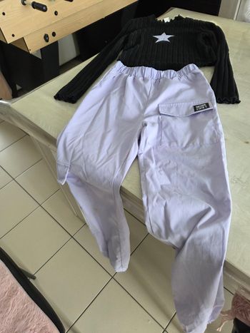 Tee shirt à manche longue et pantalon