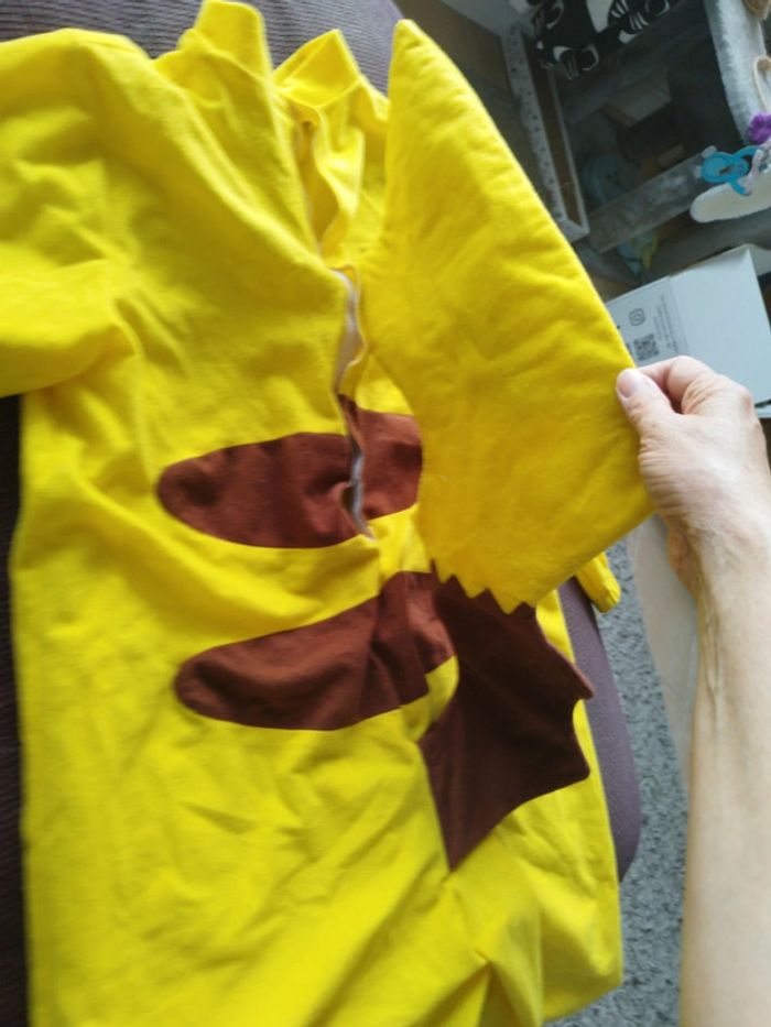Costume pikachu 8 ans - photo numéro 3