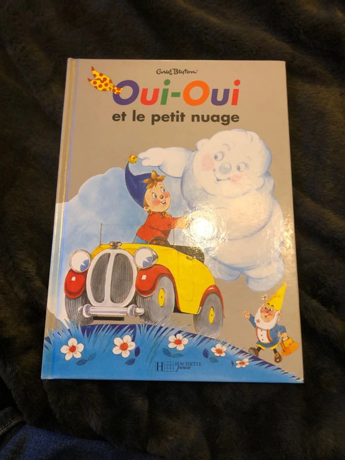 Oui oui et le petit nuage