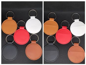 Porte clé rond en similicuir