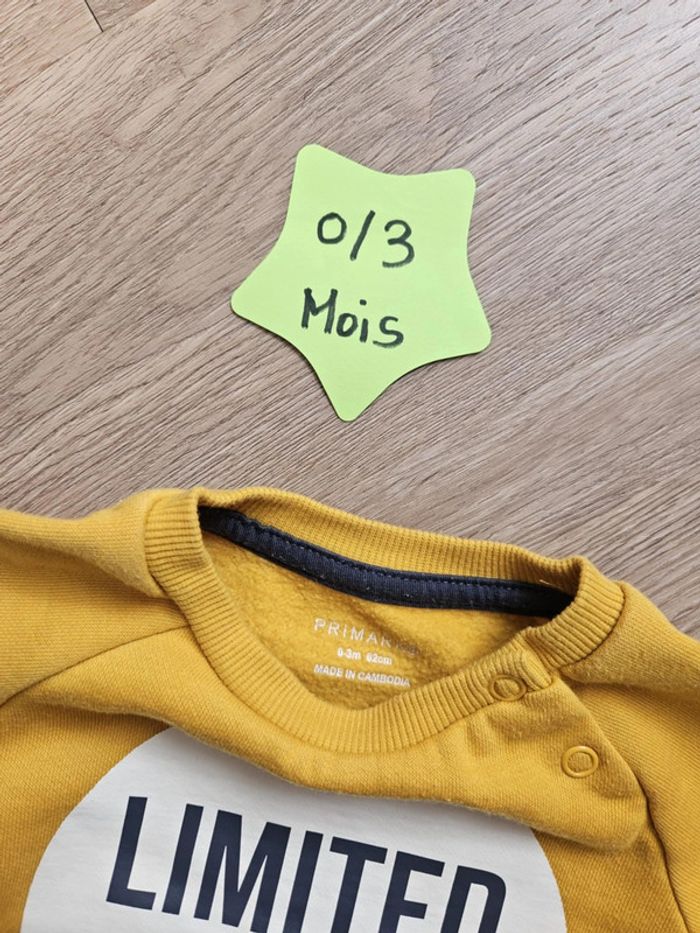 Pull jaune - photo numéro 2