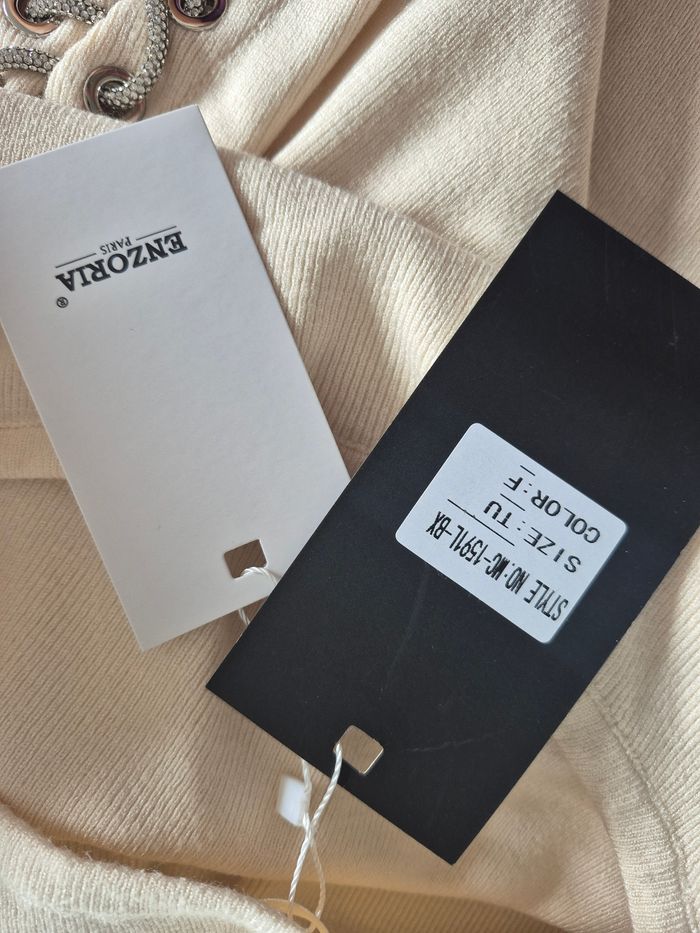 Pull Femme Crème Taille Unique - photo numéro 3