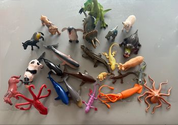 Gros Lot de différents animaux Dinosaures 🦖 poissons  ferme jungle 