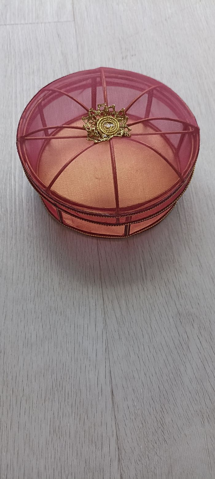 Petite boite rangement vide poches bijoux