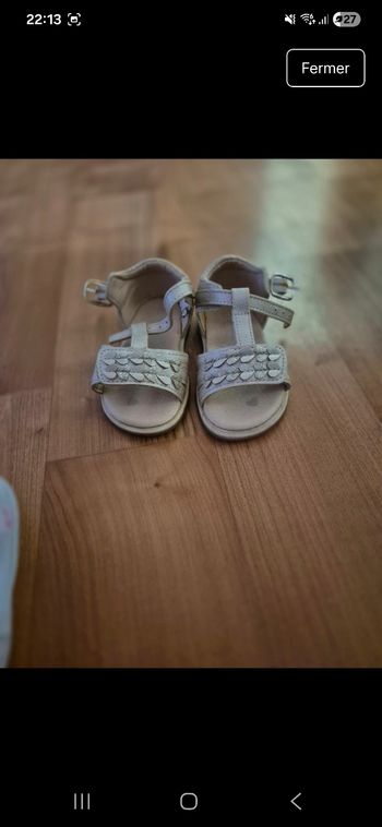 Lots 2 paires de sandale