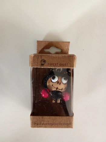 Petite poupee vaudou accessoire