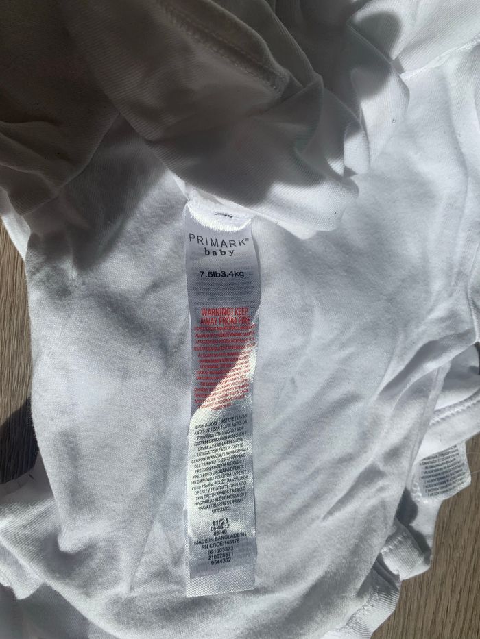 Lot de 6 bodies blancs - photo numéro 2