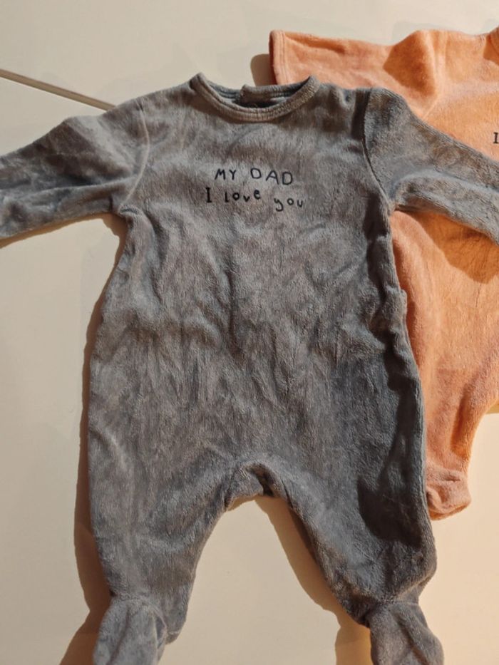 Lot 1 mois pyjama - photo numéro 2