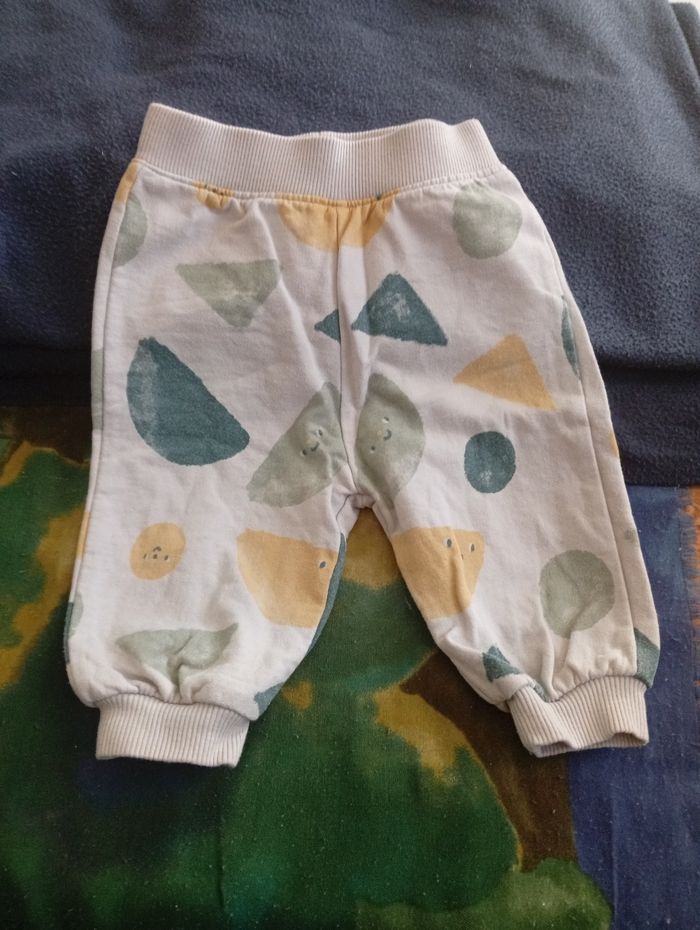 Lot vêtements bébé garçon 6 mois - photo numéro 2