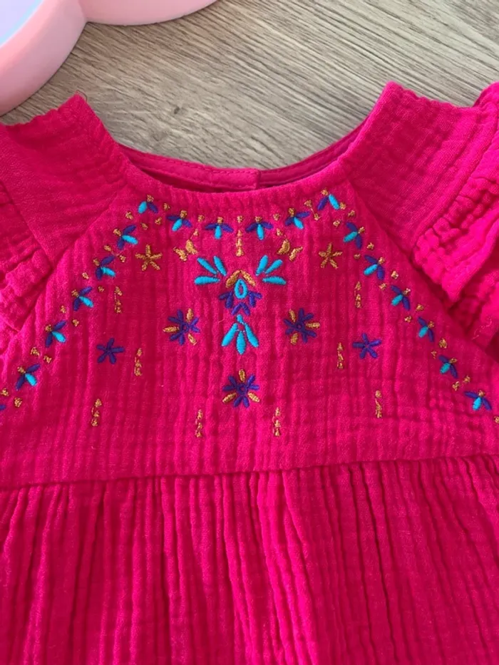 Robe fushia - photo numéro 2