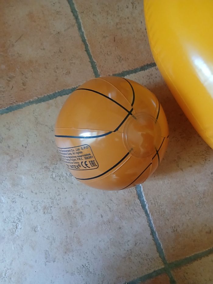 Panier de basket gonflable pour piscine - photo numéro 4