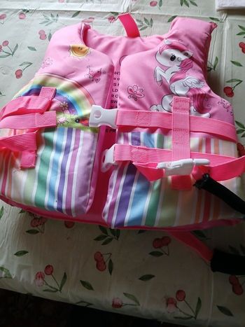 Vend  gilet flottant 