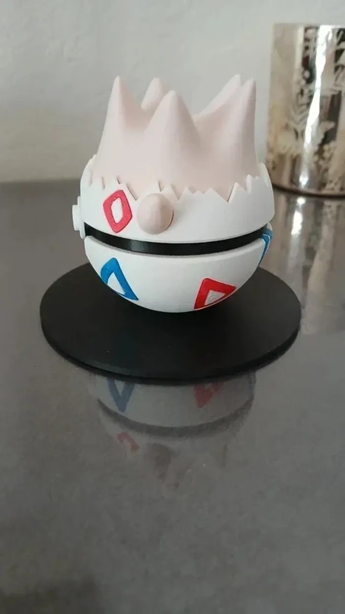 Pokeball Togepi - photo numéro 2