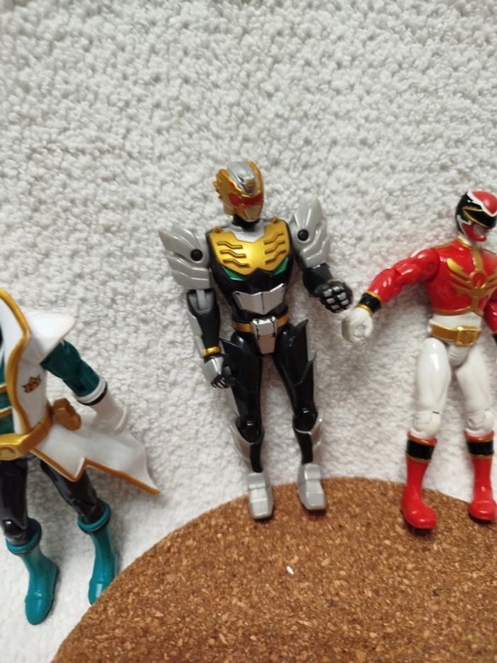Lot de figurines Power-rangers - photo numéro 6