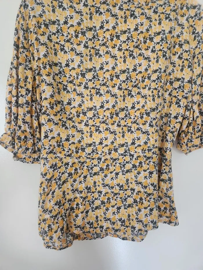 Adorable haut cache cœur fleuri taille 40 Etam - photo numéro 8