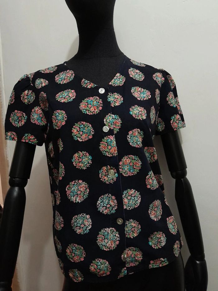 Blouse noir et fleurie manches bouffante taille m - photo numéro 6