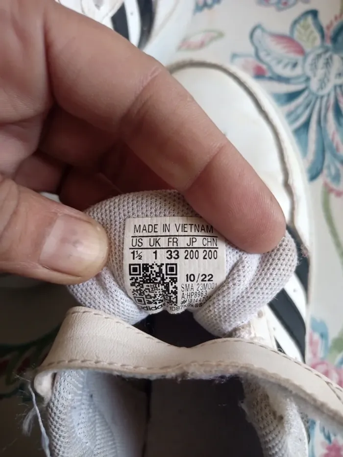 Lot 2 paires de chaussures Nike et adidas - photo numéro 8
