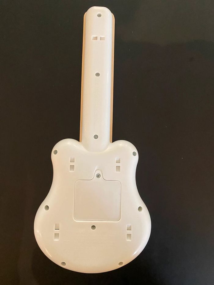 Guitare baby Einstein - photo numéro 2