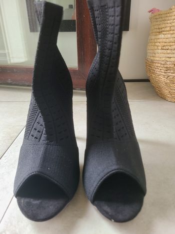 Chaussures chaussettes  ouvertesT38