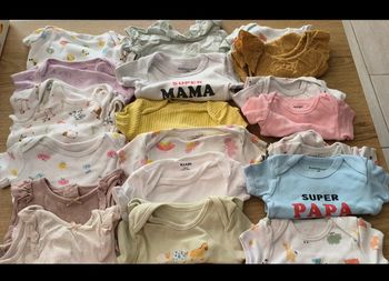 Lot bodies 3 mois