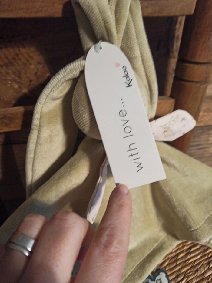 Doudou lapin vert Kaloo neuf - photo numéro 3